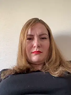Snapshot of Susan_Wright chatting on June 5, 2026, 10:43 am Susan Wright online show from June 5, 2026, 10:43 am
