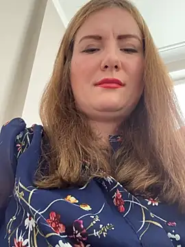 Snapshot of Susan_Wright chatting on August 2, 2026, 11:41 am Susan Wright online show from August 2, 2026, 11:41 am