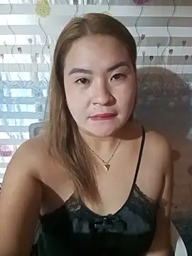 Snapshot of Amazingurlx chatting on June 10, 2026, 10:33 pm Amazingurlx online show from June 10, 2026, 10:33 pm