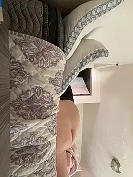 DaddysLiLNaughtyWife online show from March 25, 2026, 5:01 pm