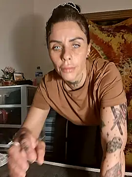 Snapshot of chiquitilla41 chatting on April 19, 2026, 6:32 pm chiquitilla41 online show from April 19, 2026, 6:32 pm