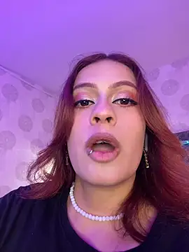 Snapshot of steffmontespink18 chatting on July 15, 2026, 1:29 pm steffmontespink18 online show from July 15, 2026, 1:29 pm