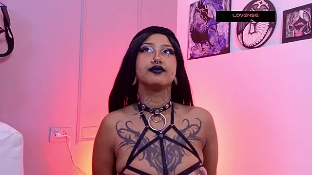 Snapshot of lanemugler chatting on June 12, 2026, 12:03 pm lanemugler online show from June 12, 2026, 12:03 pm