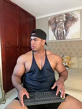 Snapshot of Trevor_vinc chatting on April 12, 2026, 2:42 pm Trevor vinc online show from April 12, 2026, 2:42 pm