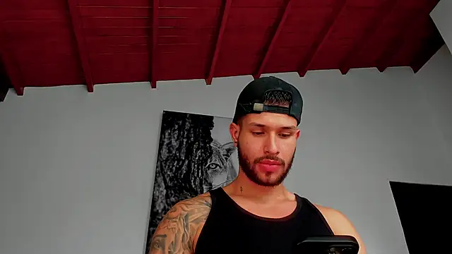 Snapshot of Santos_ramirez1 chatting on March 23, 2026, 1:44 pm Santos ramirez1 online show from March 23, 2026, 1:44 pm