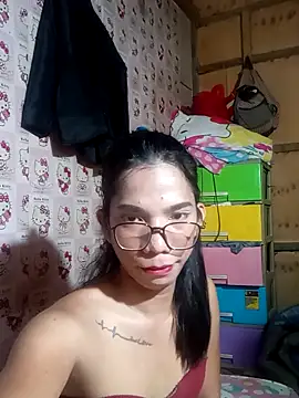Snapshot of Lady_trix01 chatting on June 4, 2026, 4:39 am Lady trix01 online show from June 4, 2026, 4:39 am