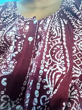 itz-priya online show from April 2, 2026, 6:31 am