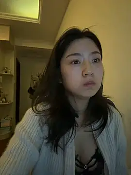 Olivia PINK0322 online show from May 1, 2026, 2:00 pm