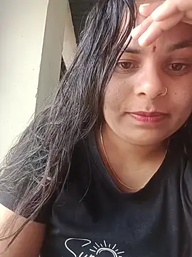 sunnyy leone online show from March 23, 2026, 7:30 am