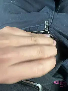 Snapshot of sy11myspa chatting on March 23, 2026, 3:39 am sy11myspa online show from March 23, 2026, 3:39 am