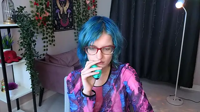 Nika miu online show from March 23, 2026, 2:17 pm