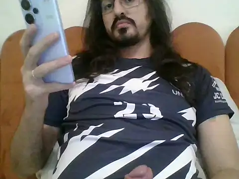 TheNicoReal online show from May 3, 2026, 6:11 pm