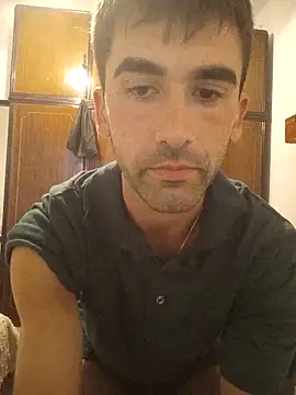 Snapshot of Tomasselo chatting on April 2, 2026, 7:42 pm Tomasselo online show from April 2, 2026, 7:42 pm