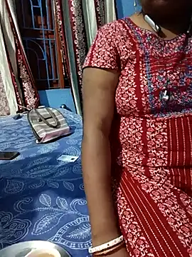 Curvy Divaa online show from May 19, 2026, 1:51 pm