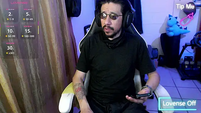 IASuarezV online show from May 19, 2026, 5:36 am