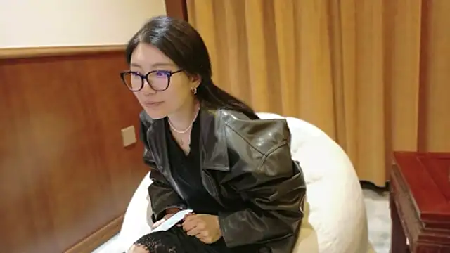 Snapshot of Coco260533 chatting on March 25, 2026, 12:26 pm Coco260533 online show from March 25, 2026, 12:26 pm