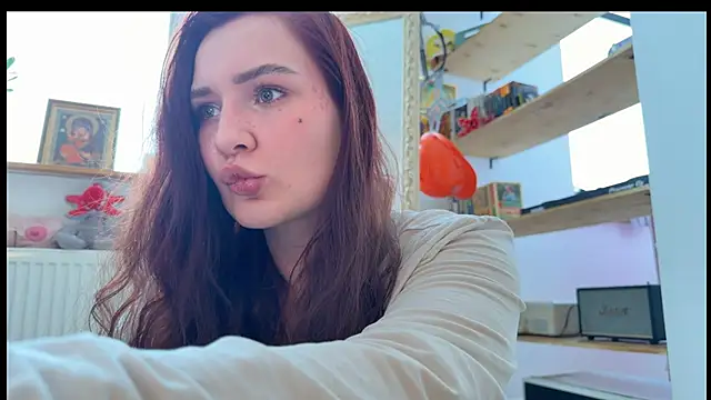 AurikTrix online show from March 24, 2026, 2:44 am