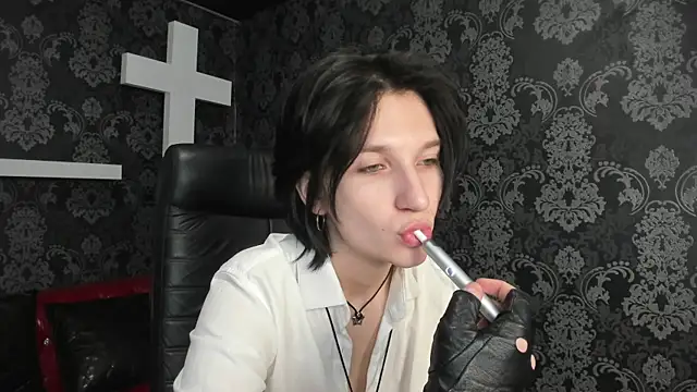 AdonBev online show from May 8, 2026, 5:11 am