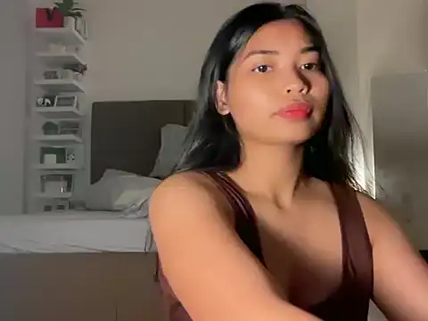 Snapshot of zafarina_18 chatting on April 19, 2026, 3:24 pm zafarina 18 online show from April 19, 2026, 3:24 pm