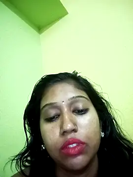 Snapshot of bannerjeesneha20 chatting on May 3, 2026, 2:09 pm bannerjeesneha20 online show from May 3, 2026, 2:09 pm