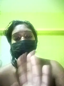 Snapshot of bannerjeesneha20 chatting on April 19, 2026, 6:32 pm bannerjeesneha20 online show from April 19, 2026, 6:32 pm