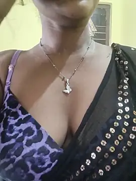 Rubina Love online show from June 10, 2026, 8:48 am