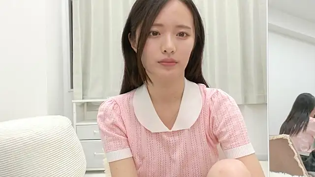Snapshot of shinochan__ chatting on May 12, 2026, 1:28 pm shinochan online show from May 12, 2026, 1:28 pm