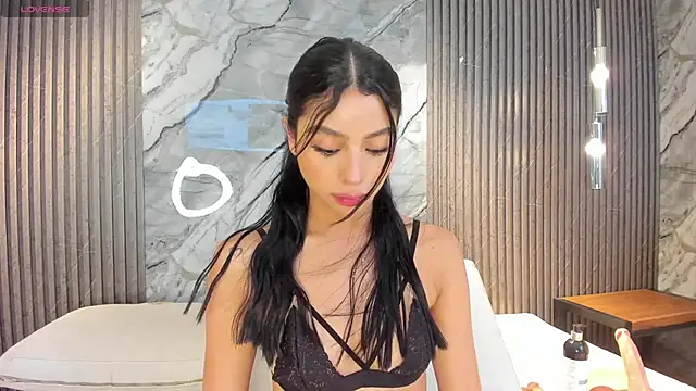 Snapshot of hanna_steel chatting on July 23, 2026, 12:13 pm hanna steel online show from July 23, 2026, 12:13 pm