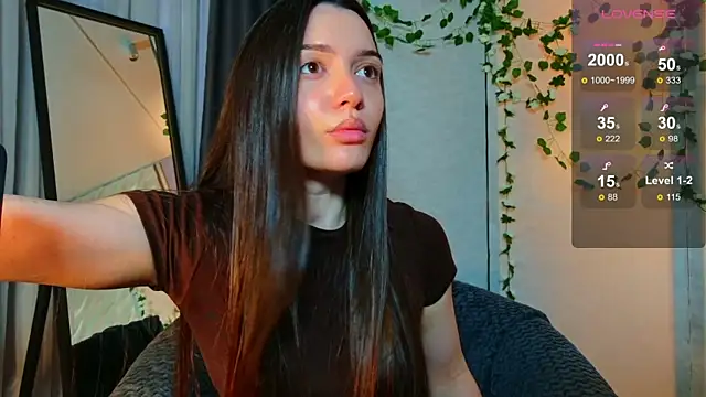 Snapshot of Savannah_hx chatting on July 11, 2026, 8:31 pm Savannah hx online show from July 11, 2026, 8:31 pm