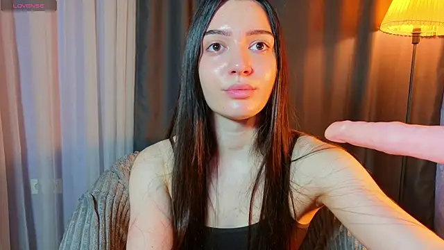 Snapshot of Savannah_hx chatting on June 9, 2026, 8:32 pm Savannah hx online show from June 9, 2026, 8:32 pm