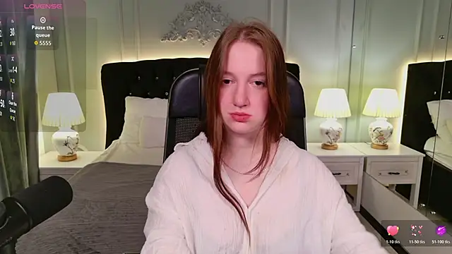 Elisabeth Binder online show from June 4, 2026, 3:55 am
