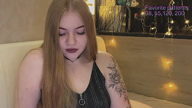 Snapshot of Alice_berry chatting on July 2, 2026, 10:05 pm Alice berry online show from July 2, 2026, 10:05 pm