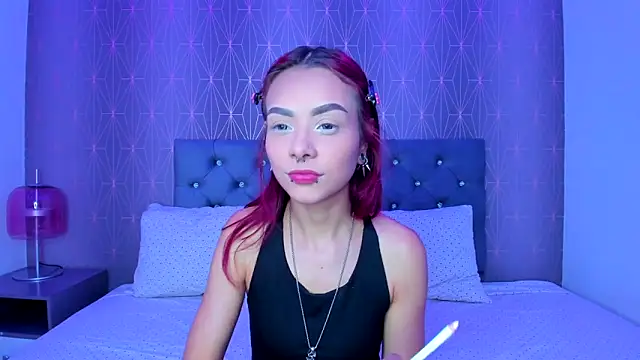 Snapshot of erizdarkveyl chatting on May 28, 2026, 5:37 am erizdarkveyl online show from May 28, 2026, 5:37 am