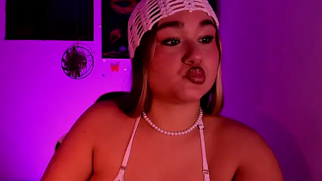 Soouuf  online show from March 25, 2026, 12:59 pm