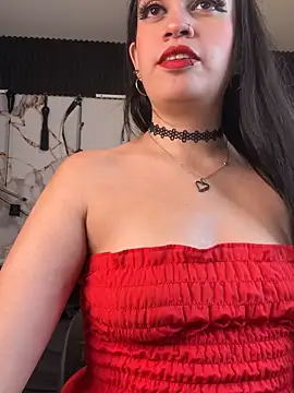 Darkrisnah online show from May 16, 2026, 8:41 pm