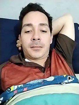 Gabriel leon33 online show from May 23, 2026, 1:48 am