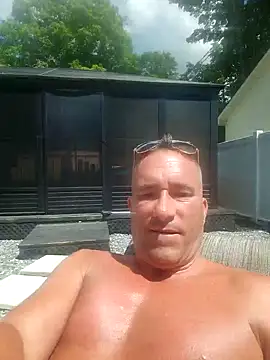 Snapshot of Cutecamboy4you chatting on June 23, 2026, 6:28 pm Cutecamboy4you online show from June 23, 2026, 6:28 pm