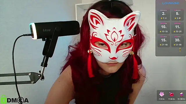 Snapshot of x_kitsune_x chatting on April 5, 2026, 2:13 pm x kitsune x online show from April 5, 2026, 2:13 pm