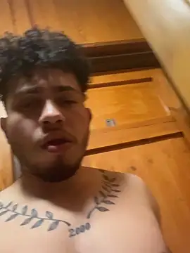 Darwinhot13 online show from March 25, 2026, 1:39 am