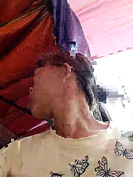 Ely-cute2k online show from May 5, 2026, 2:36 am
