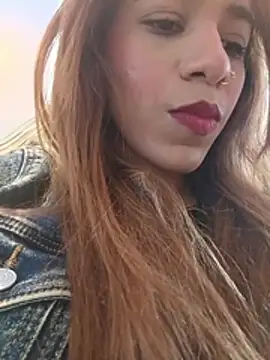 Snapshot of ValerieWoodsl chatting on May 22, 2026, 7:45 pm ValerieWoodsl online show from May 22, 2026, 7:45 pm
