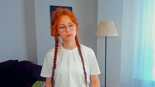 Snapshot of ValarieBullen chatting on March 28, 2026, 6:47 am ValarieBullen online show from March 28, 2026, 6:47 am