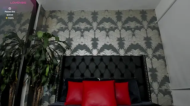 Snapshot of Pamela_di_angelo chatting on April 25, 2026, 10:29 pm Pamela di angelo online show from April 25, 2026, 10:29 pm