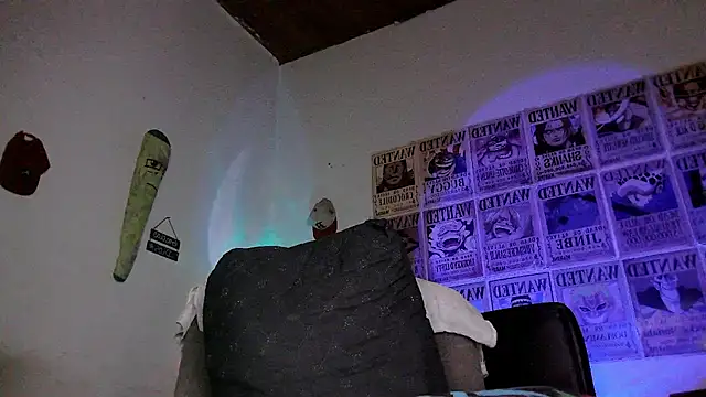 Snapshot of Pinky_xxx333 chatting on March 26, 2026, 3:05 am Pinky xxx333 online show from March 26, 2026, 3:05 am