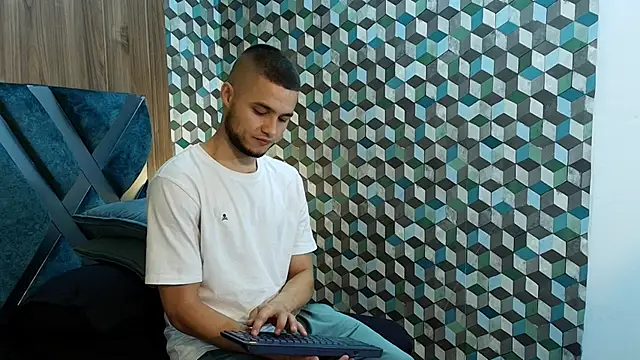 Snapshot of Joaho_Fernandez chatting on May 29, 2026, 10:16 pm Joaho Fernandez online show from May 29, 2026, 10:16 pm