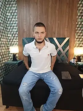 Joaho Fernandez online show from July 2, 2026, 9:10 pm