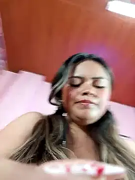 Miss Pecados online show from April 20, 2026, 8:10 pm
