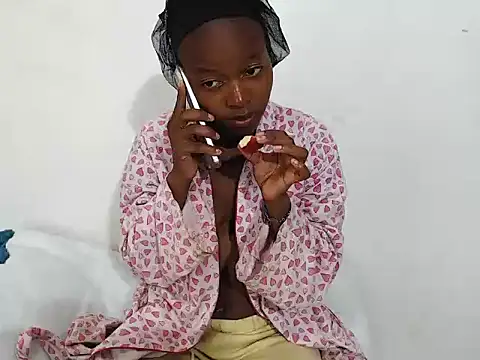 Snapshot of SexyPetite_22 chatting on June 15, 2026, 9:47 pm SexyPetite 22 online show from June 15, 2026, 9:47 pm