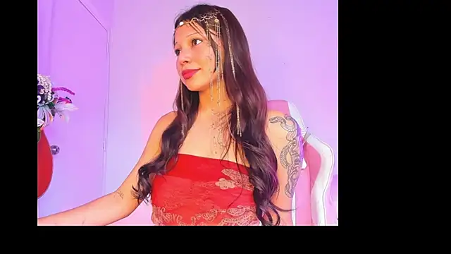 alexandra x  online show from April 5, 2026, 10:16 pm