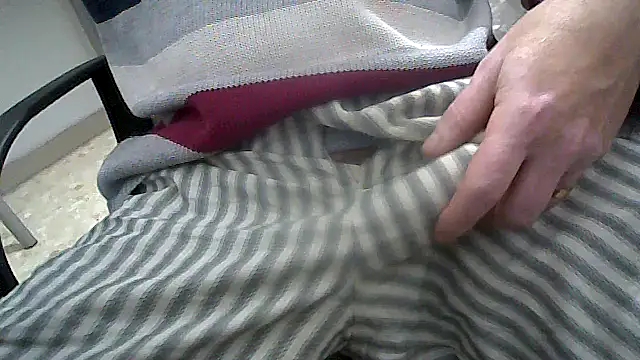 xfri77 online show from April 28, 2026, 5:34 am